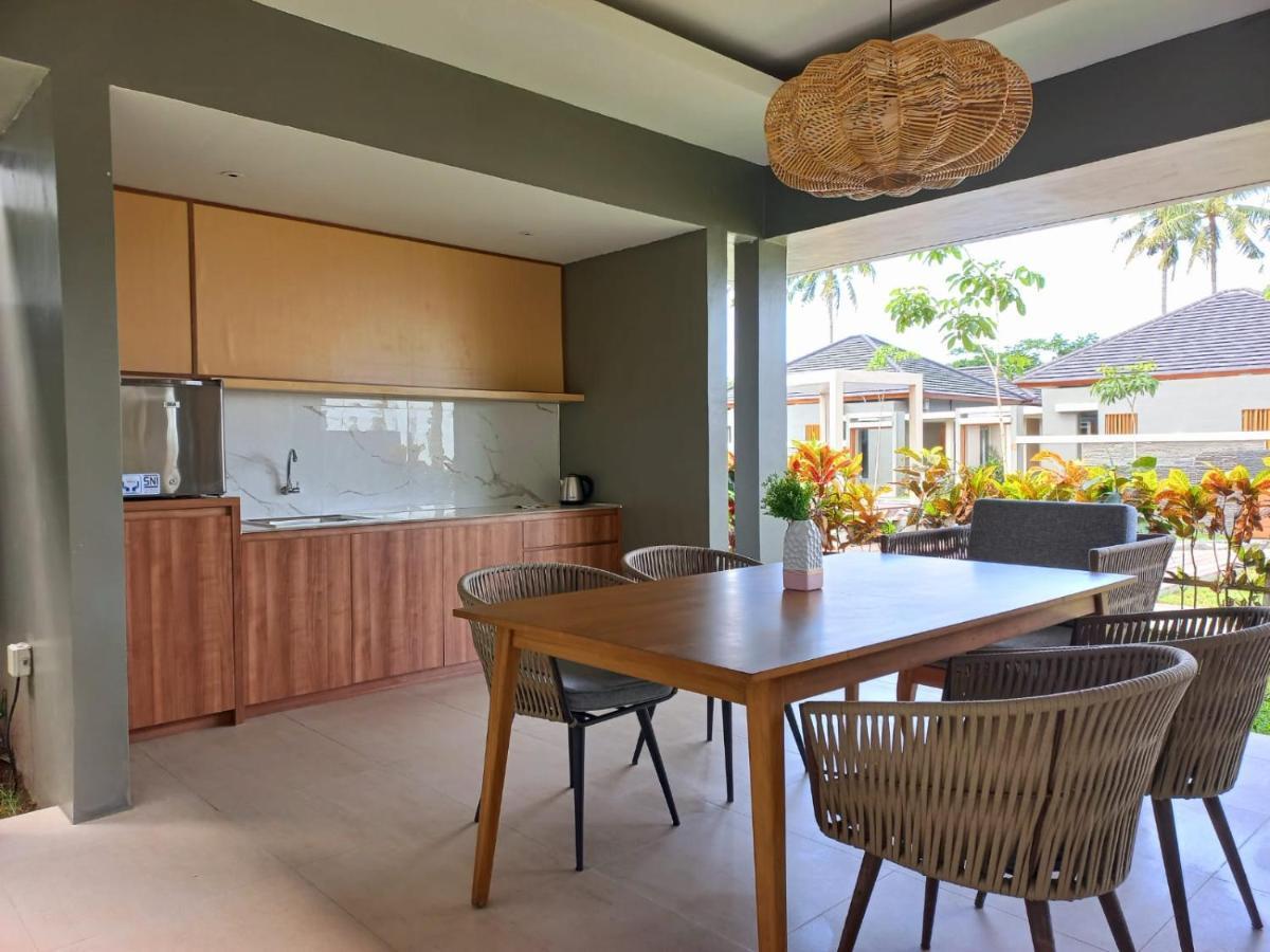 The Allure Villas Managed By Sahid Pangandaran Exterior foto